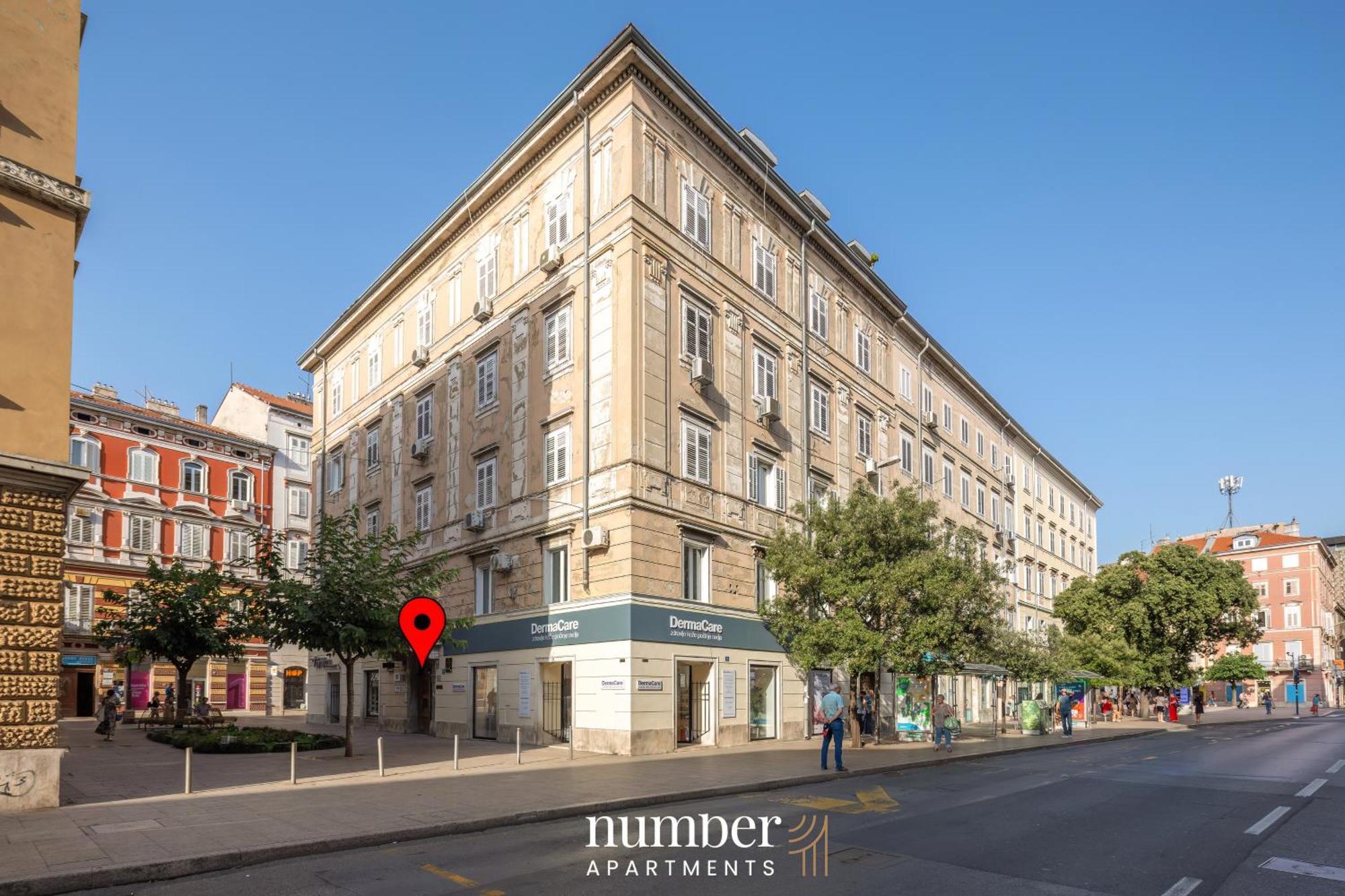 Upper Premium Apartments Rijeka Exterior photo